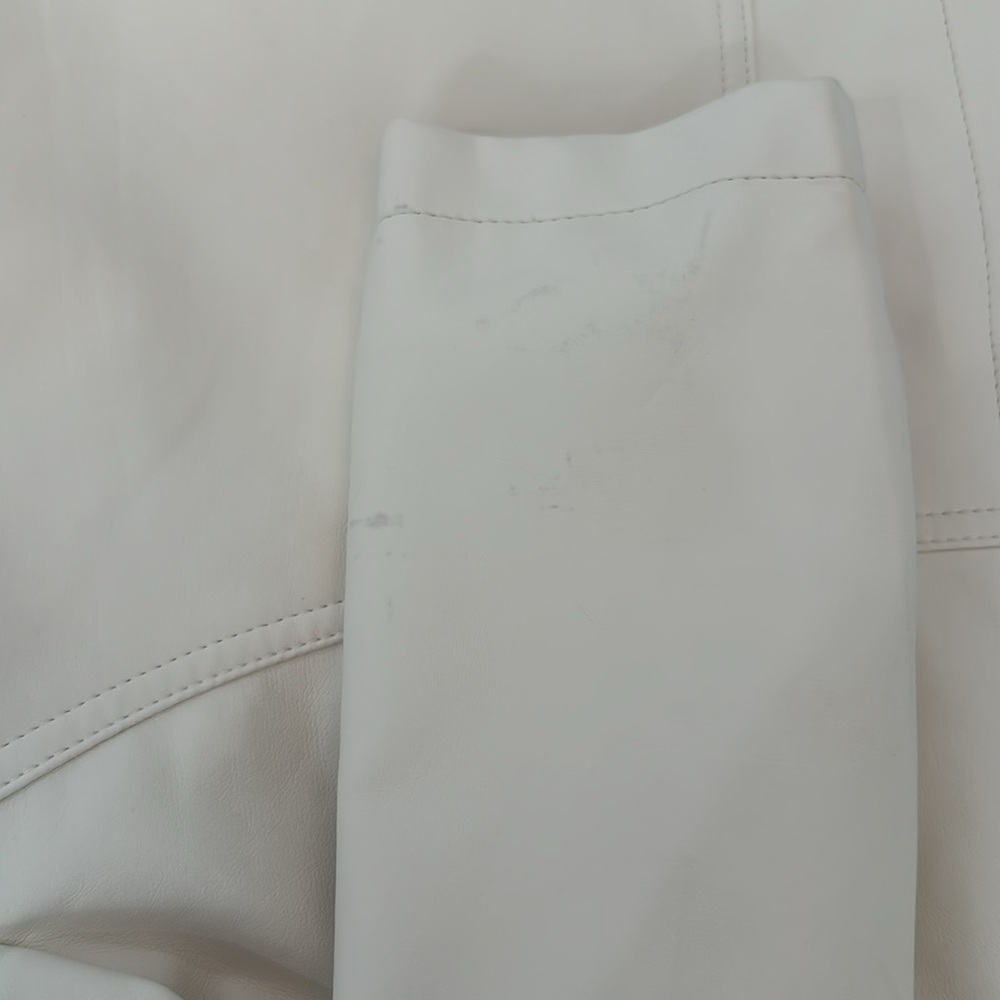 🤍 - Picture 7 of 7